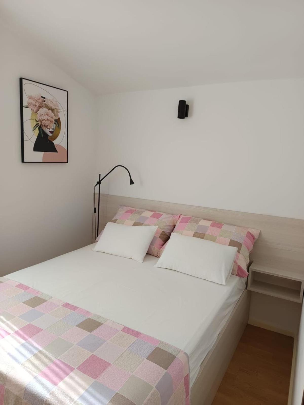 Apartman Marin Ražanj Eksteriør billede