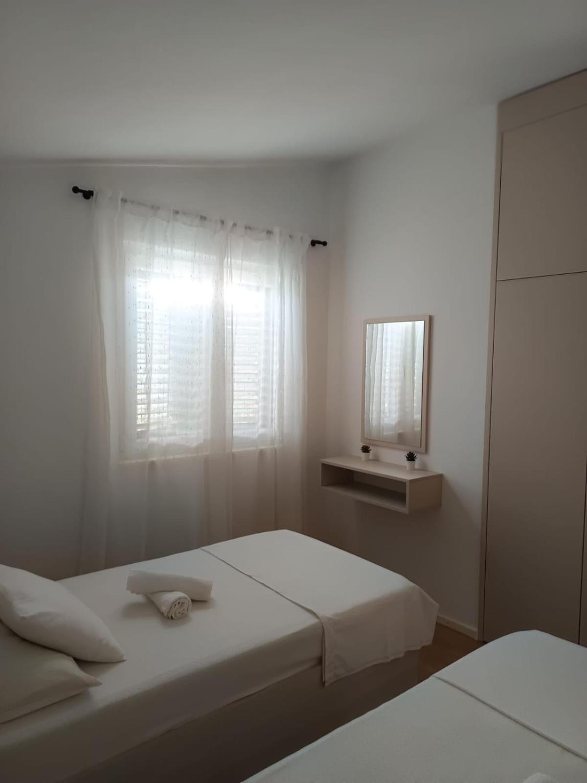 Apartman Marin Ražanj Eksteriør billede